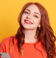 Elena Dumitrescu - Specialist Creativitate